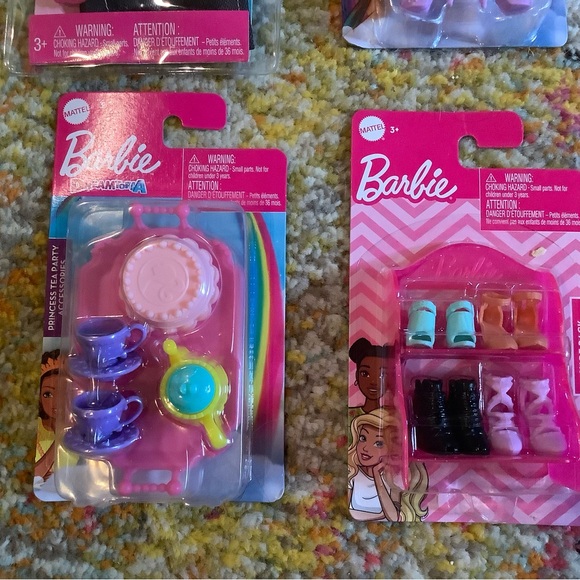 NWT Barbie Accessories Packs and Outfit - Picture 12 of 12